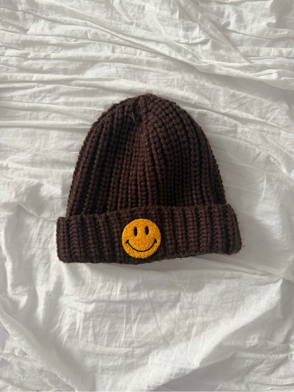 Urban Outfitters Market Smiley Face Ribbed Knit Beanie in Brown